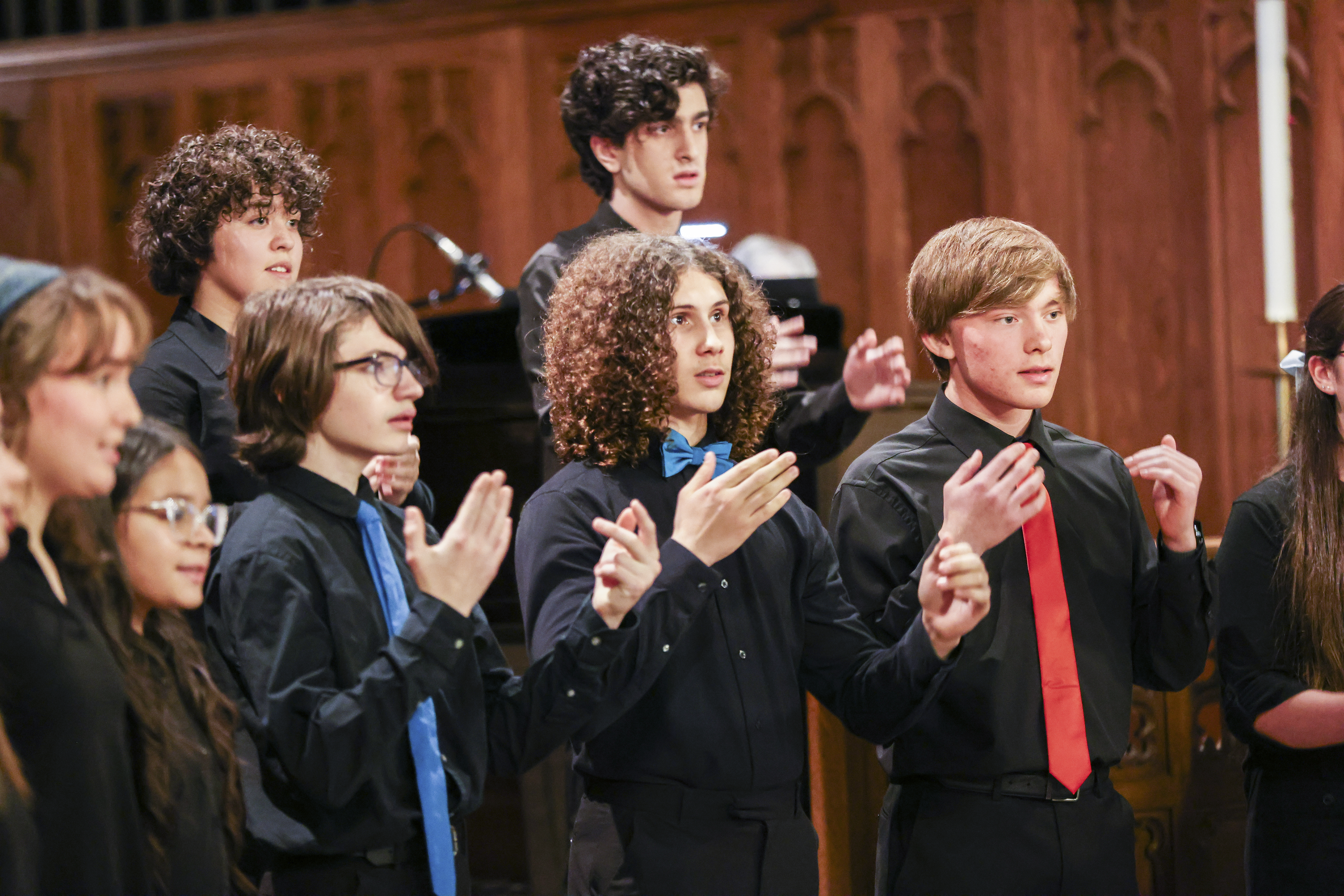 Mosaic Youth Chorus expressively performs